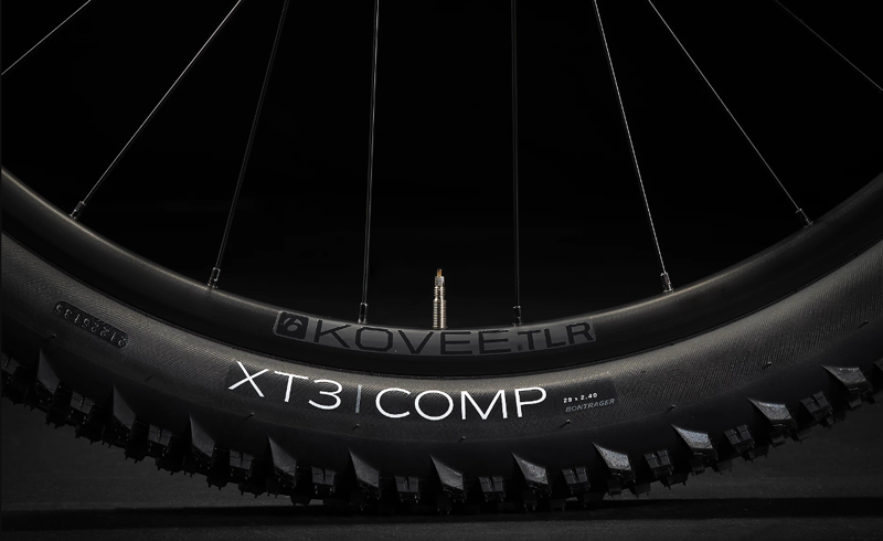 Trek Marlin 7 Gen 3 Hardtail Mountain Bike 2023 in Teal to Navy Fade-8